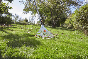 Грабли садовые Gardena 03103-20.000.00