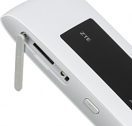 Модем 2G/3G/4G ZTE MF920RU белый